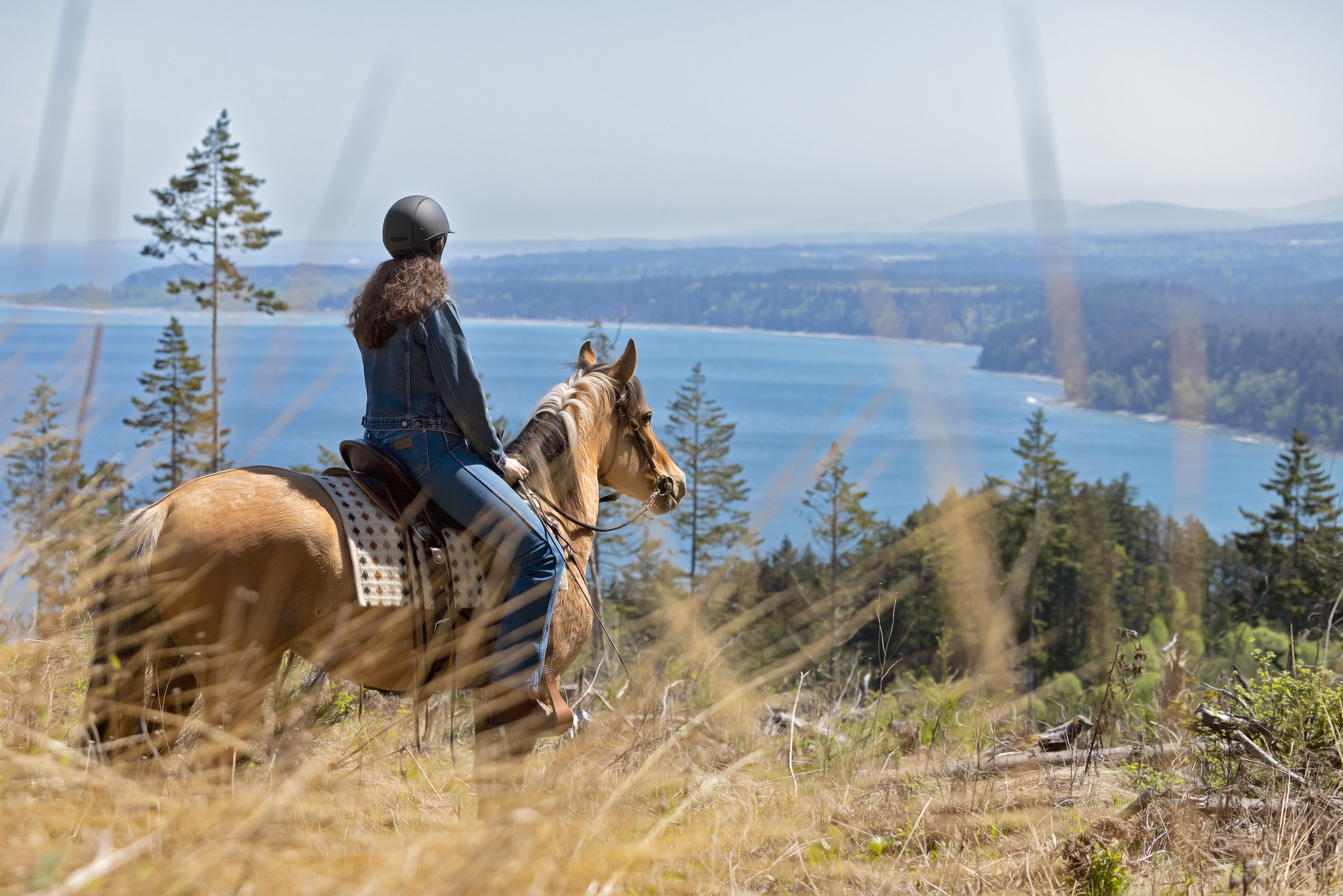 Sukie on horseback